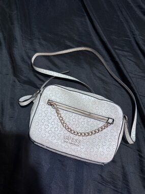 GUESS Cream Logo Chain-Accent Crossbody Bag